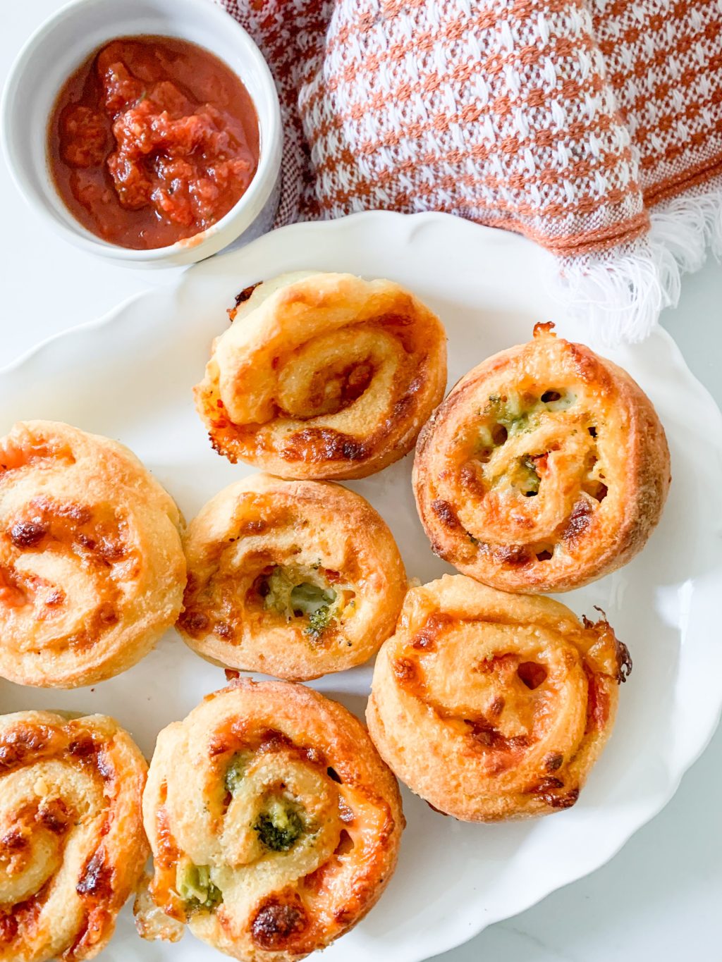 Healthy & Easy Pizza Muffins {Yeast Free}